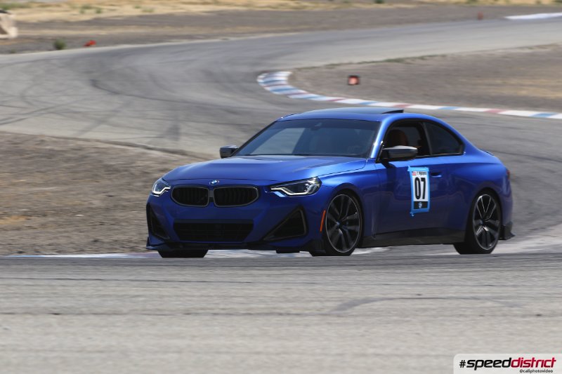 BMW M240i