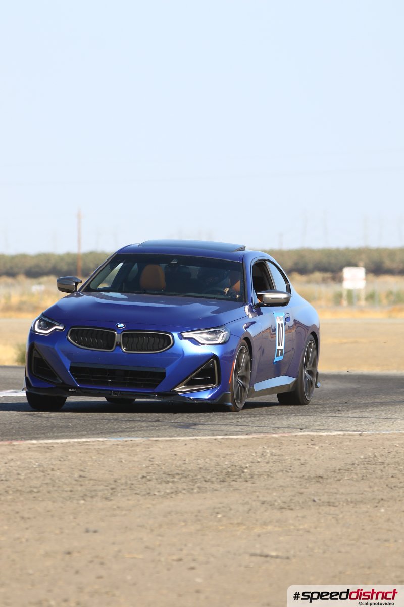 BMW M240i