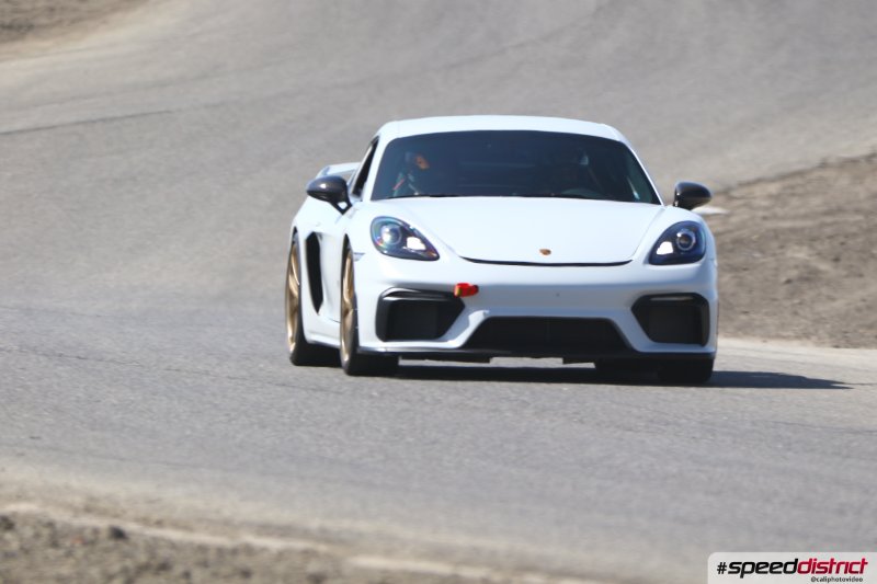 Porsche Cayman GT4