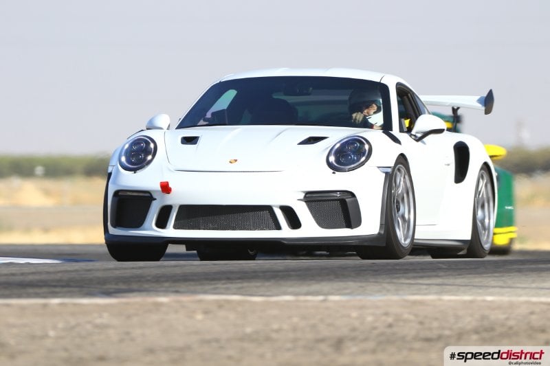 Porsche 911 GT3 RS white