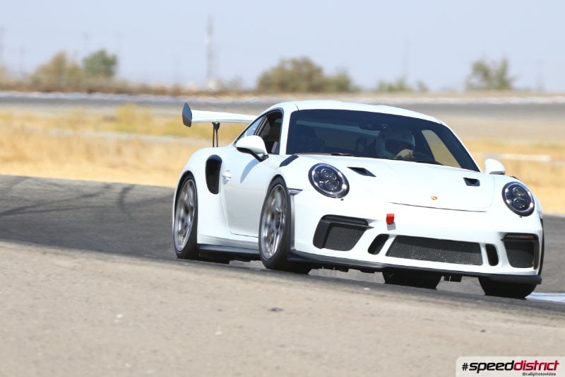 Porsche 911 GT3 RS white