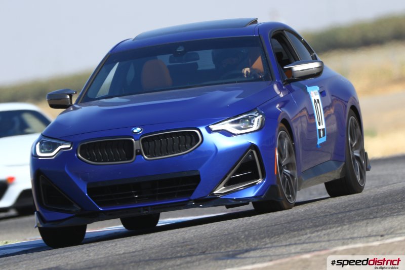 BMW M240i