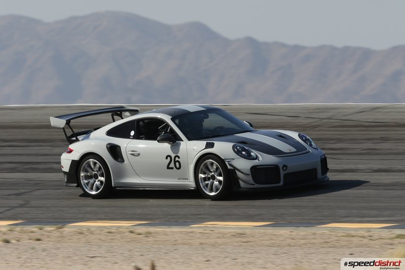 Porsche 911 GT2 RS