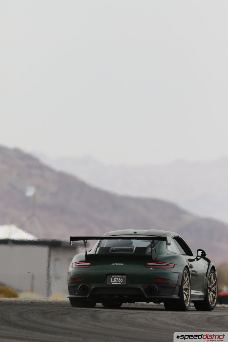 Porsche 911 GT2 RS