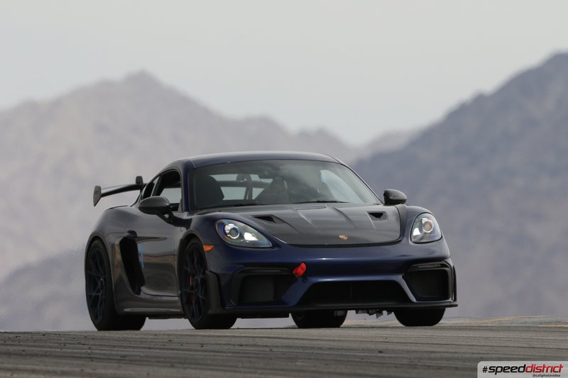 Porsche Cayman GT4