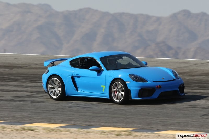 Porsche Cayman GT4