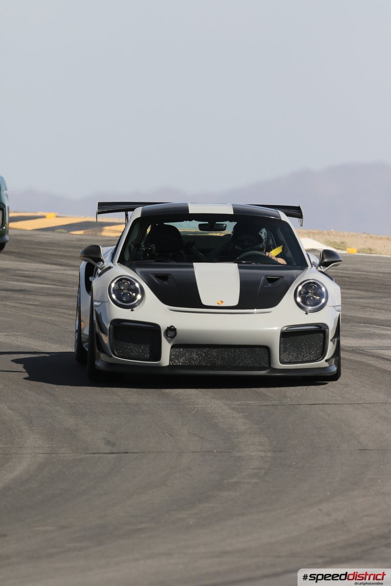 Porsche 911 GT2 RS