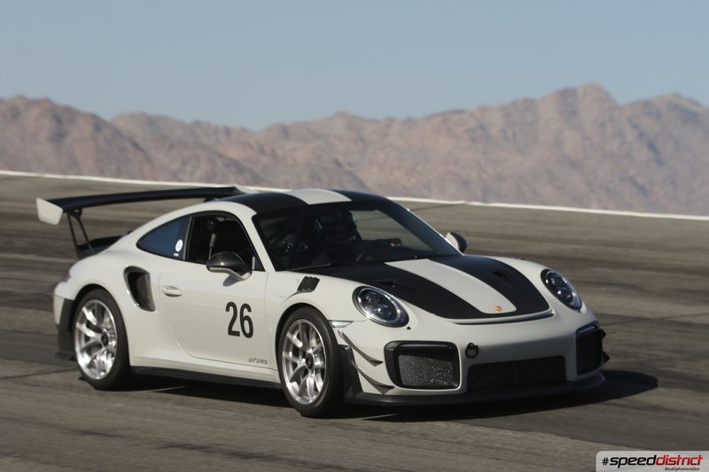 Porsche 911 GT2 RS