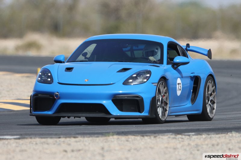 Porsche Cayman GT4