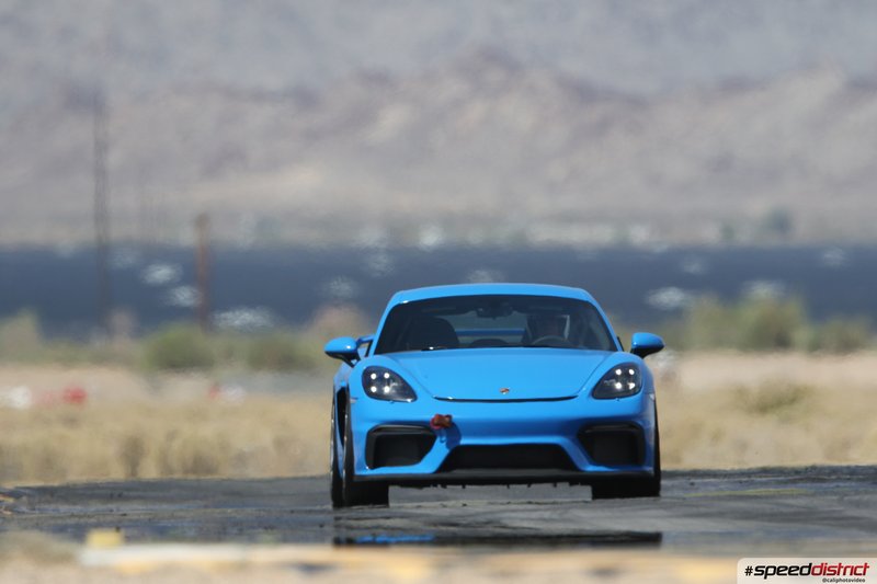 Porsche Cayman GT4