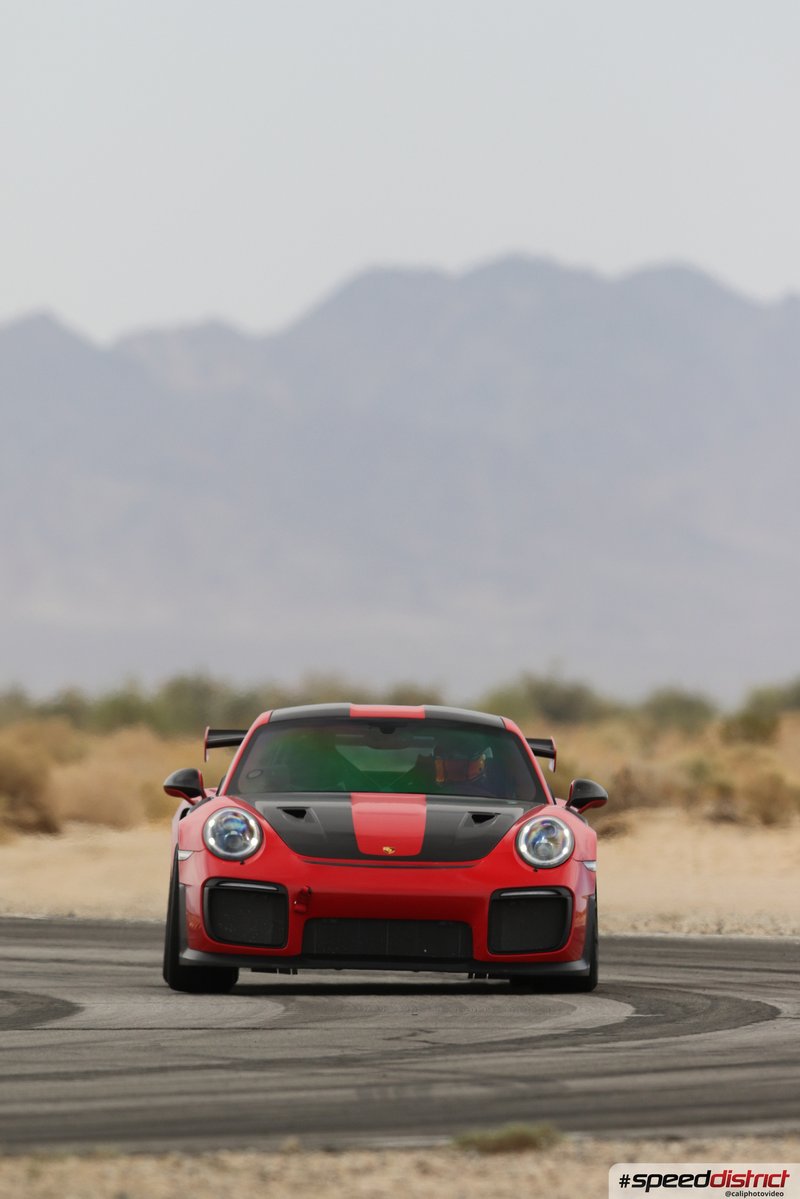Porsche 911 GT2 RS