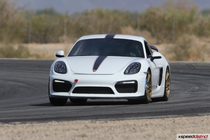 Porsche Cayman GT4