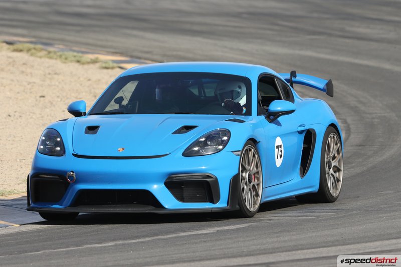 Porsche Cayman GT4