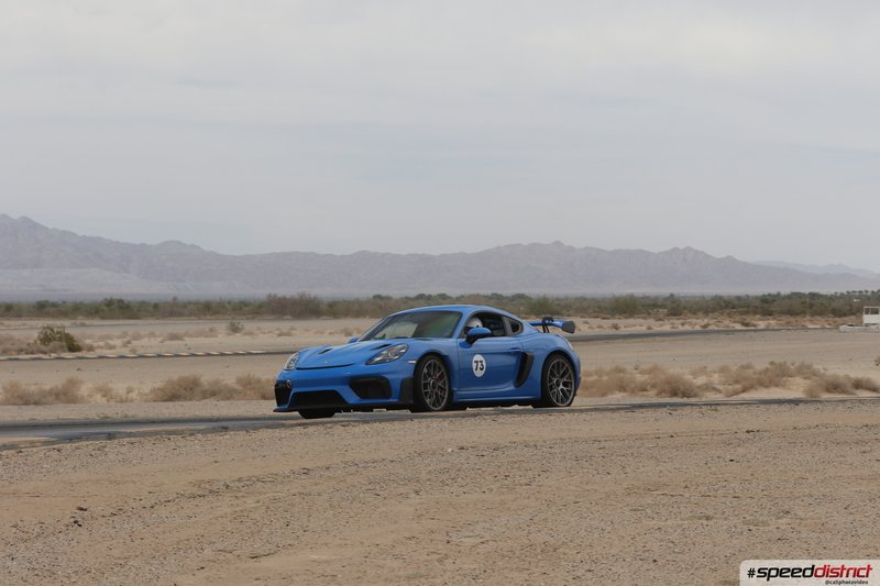 Porsche Cayman GT4