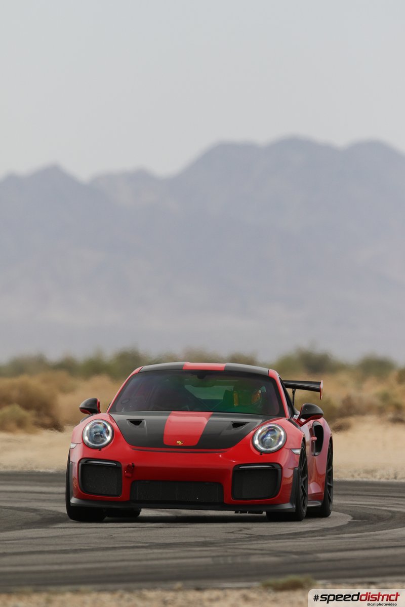 Porsche 911 GT2 RS