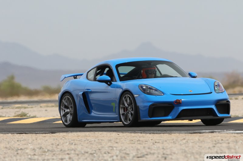 Porsche Cayman GT4
