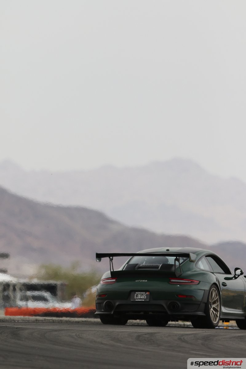 Porsche 911 GT2 RS