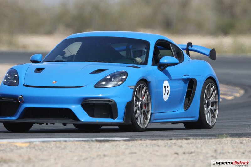 Porsche Cayman GT4