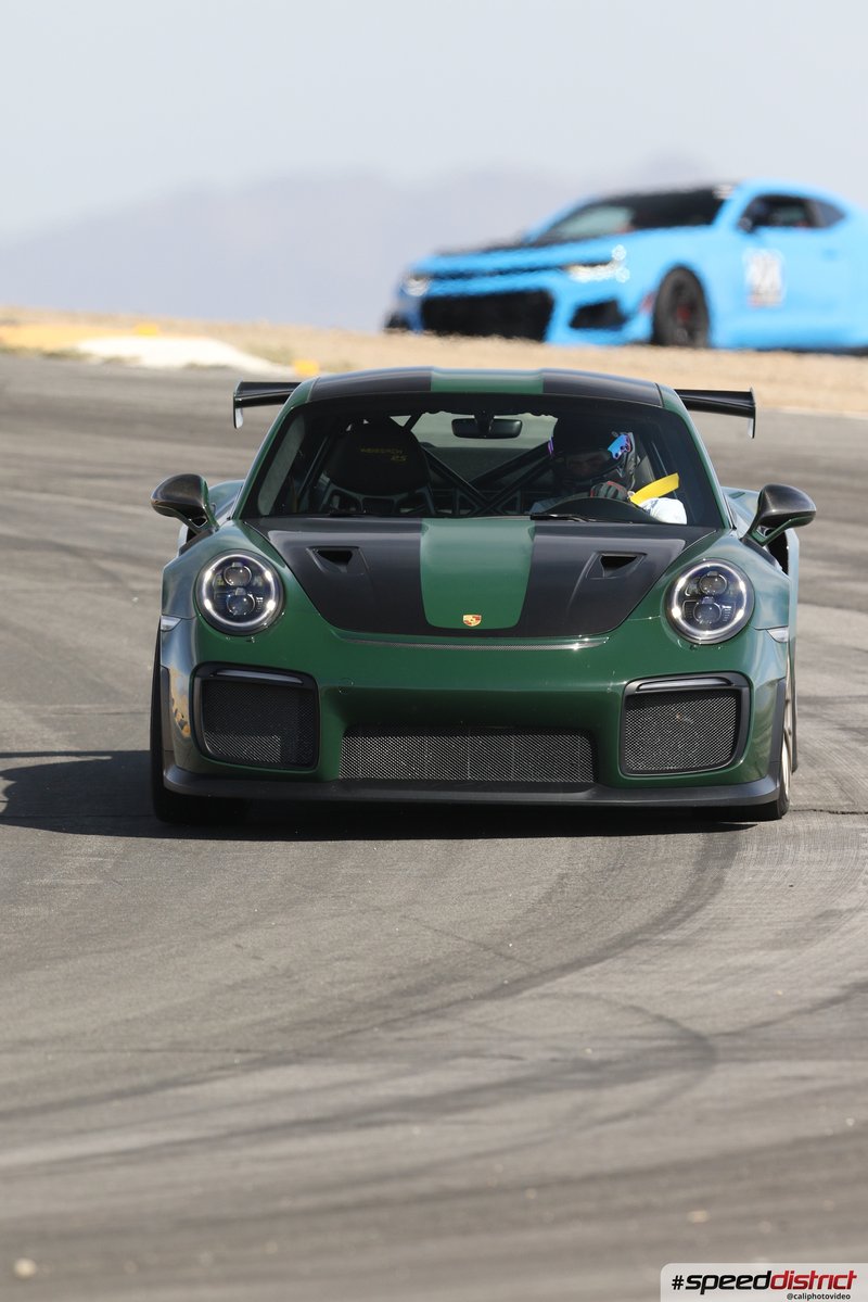 Porsche 911 GT2 RS