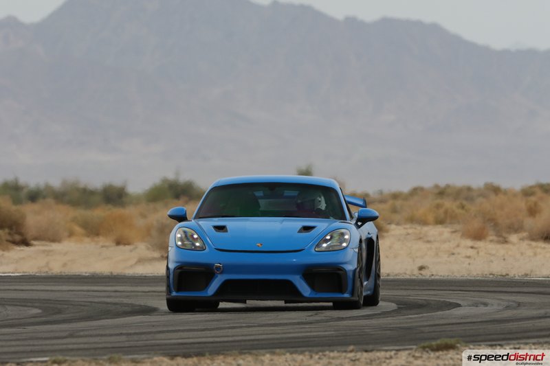 Porsche Cayman GT4