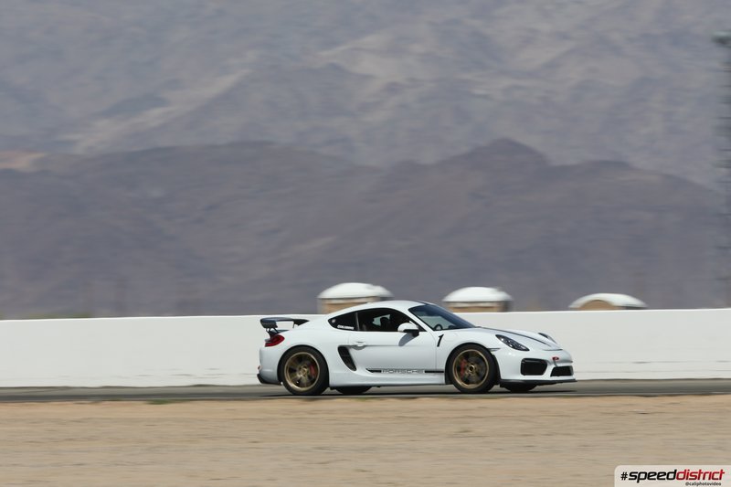 Porsche Cayman GT4