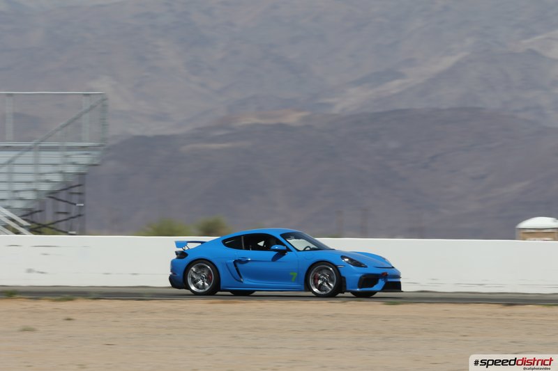 Porsche Cayman GT4