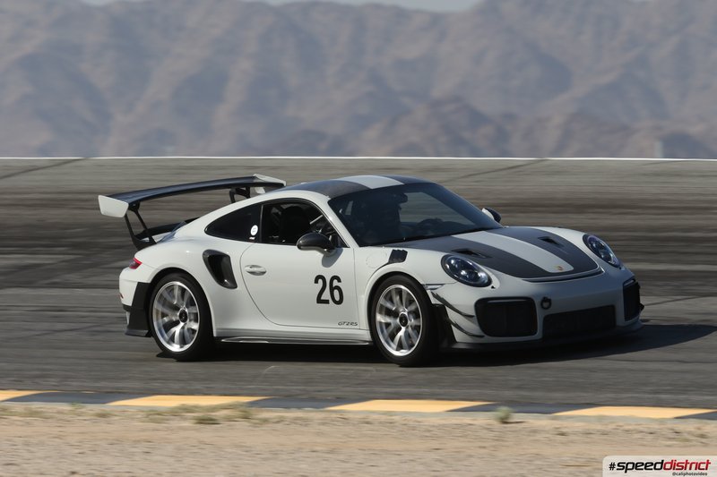 Porsche 911 GT2 RS