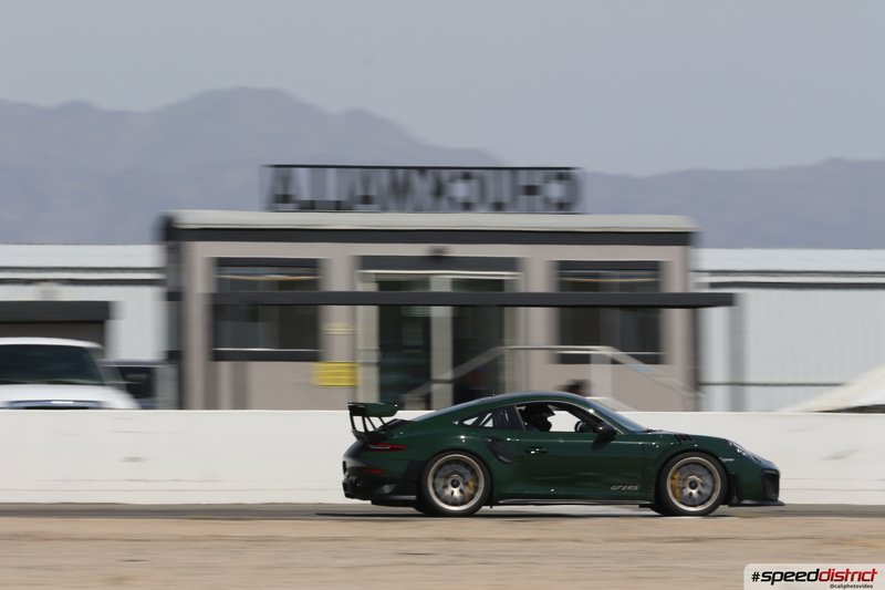 Porsche 911 GT2 RS