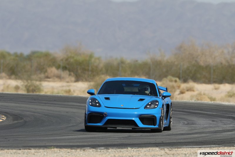 Porsche Cayman GT4
