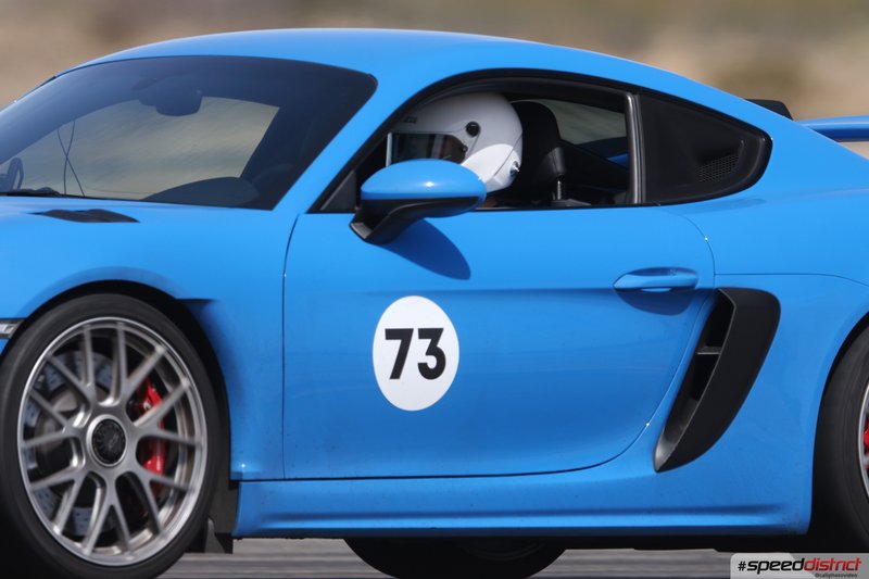 Porsche Cayman GT4