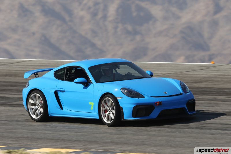 Porsche Cayman GT4