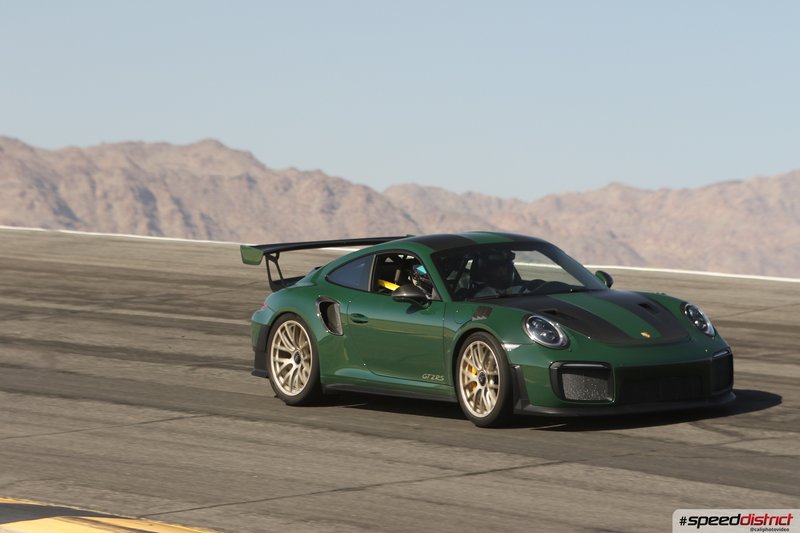 Porsche 911 GT2 RS