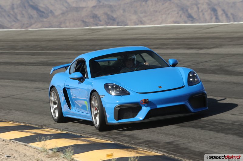 Porsche Cayman GT4