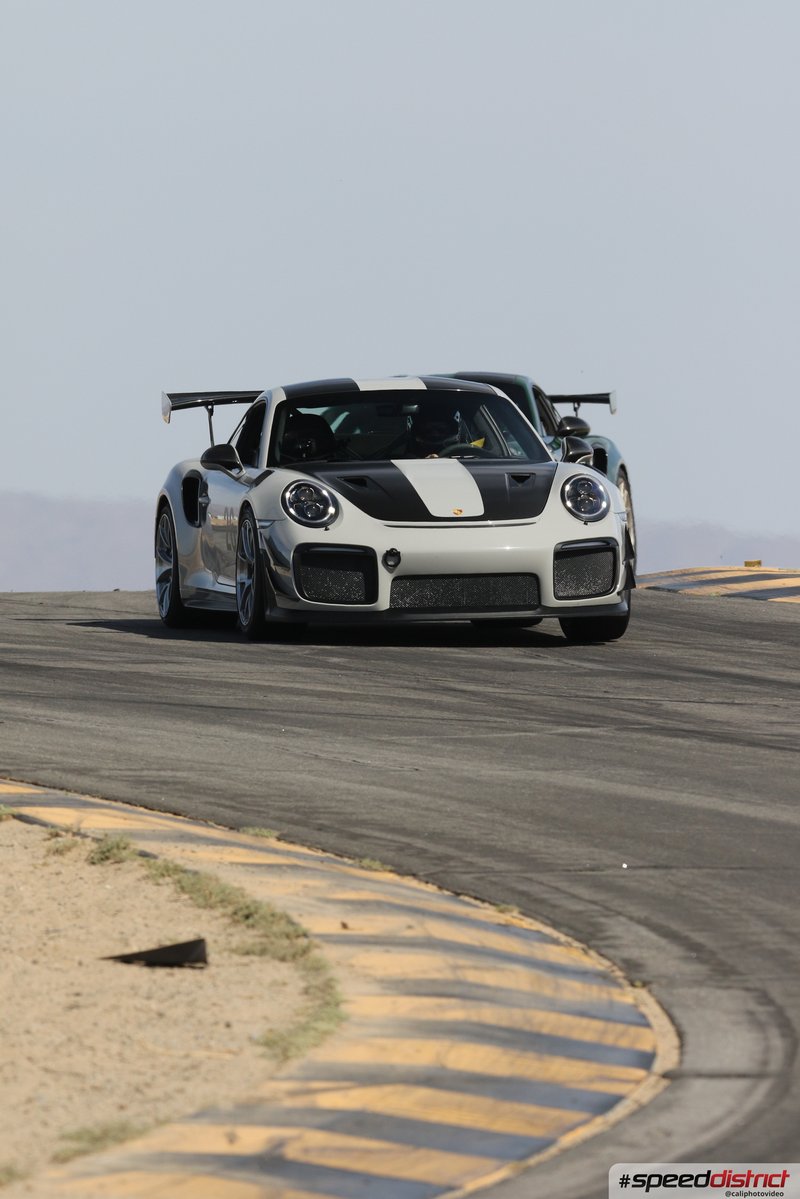Porsche 911 GT2 RS