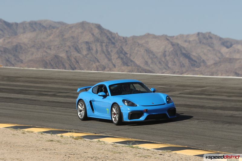 Porsche Cayman GT4