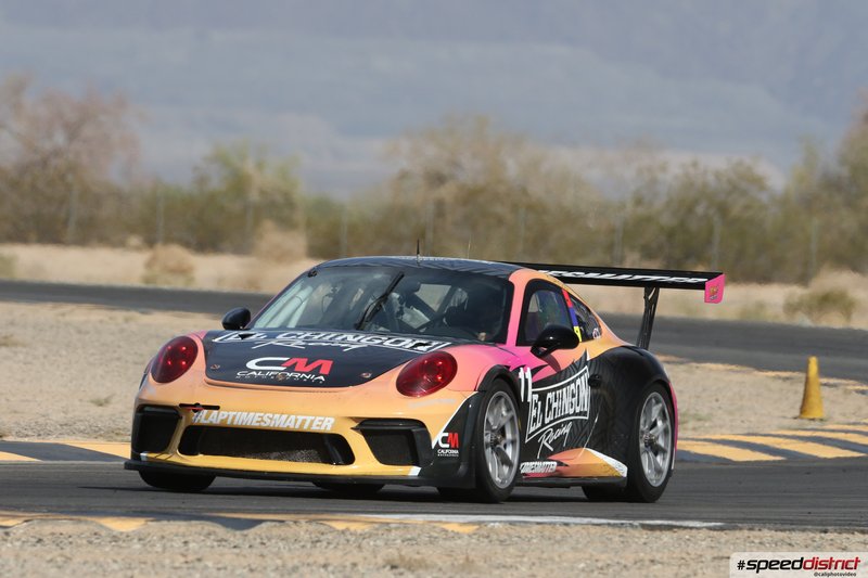 Porsche 911 GT3 Cup orange