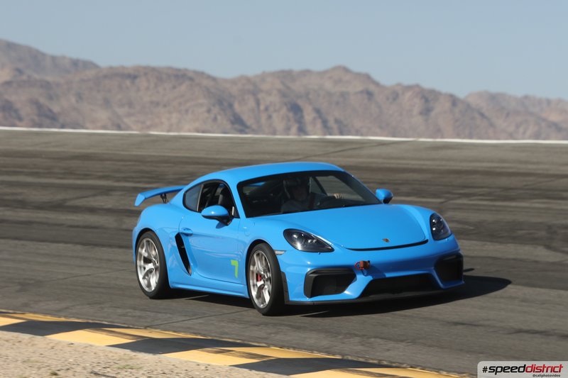 Porsche Cayman GT4