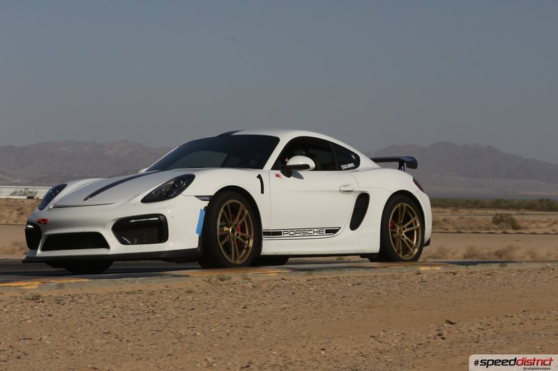 Porsche Cayman GT4