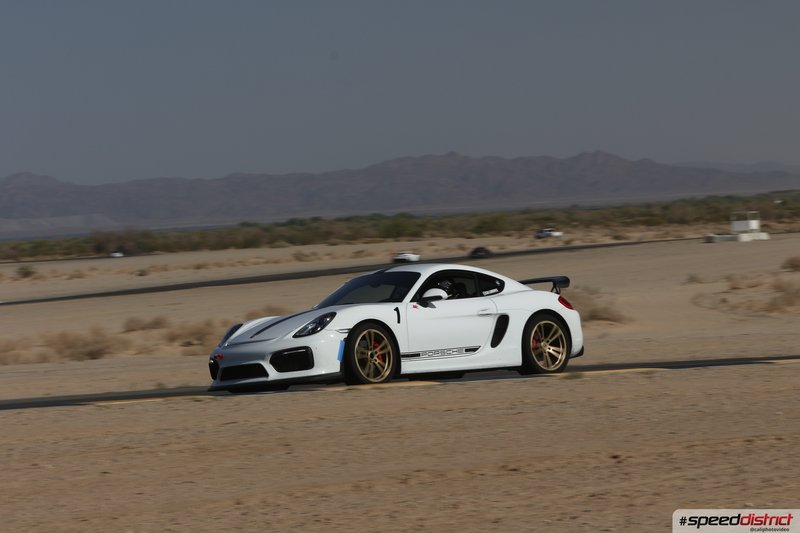 Porsche Cayman GT4