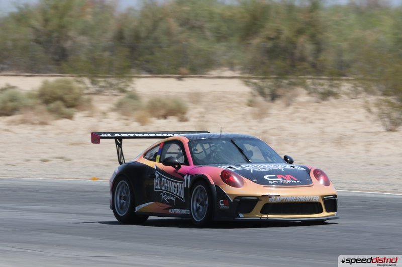 Porsche 911 GT3 Cup pink