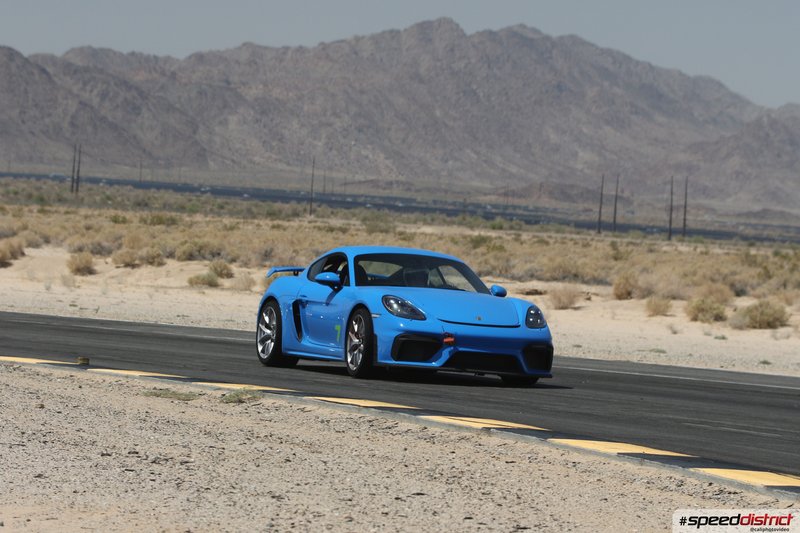 Porsche Cayman GT4