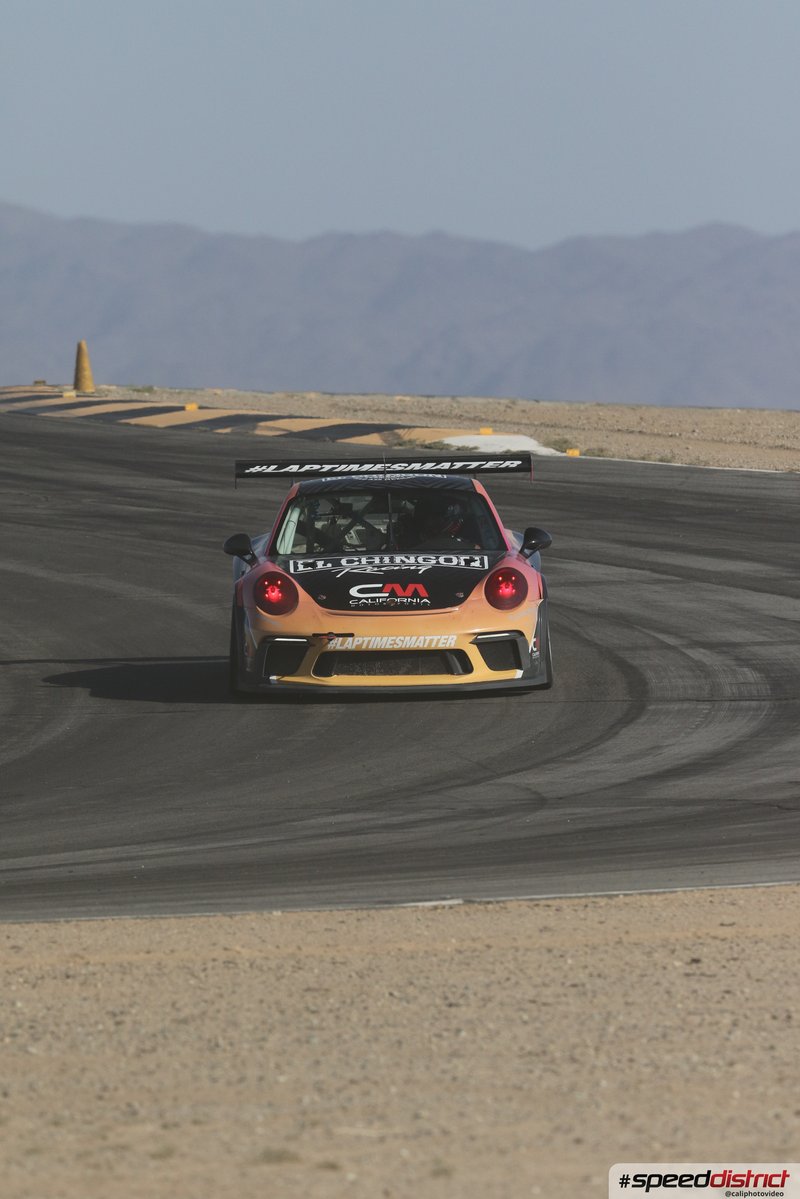 Porsche 911 GT3 Cup orange