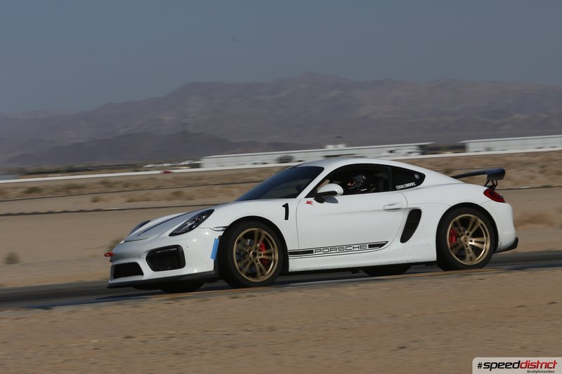 Porsche Cayman GT4