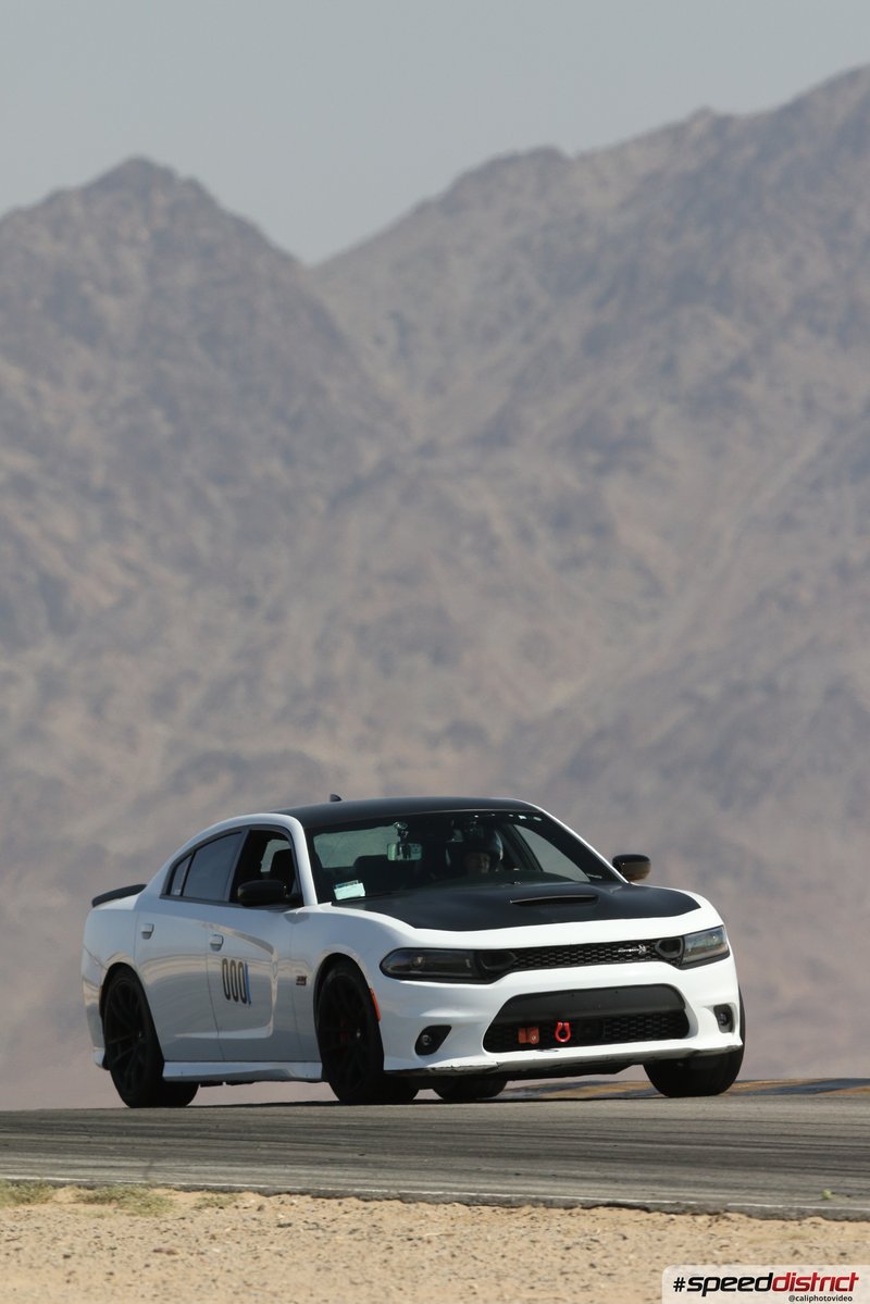 Dodge Charger Hellcat