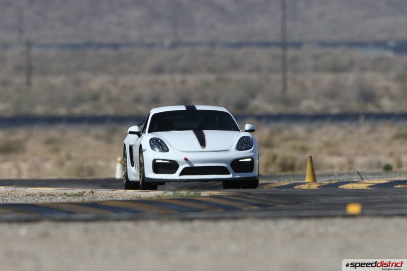 Porsche Cayman GT4