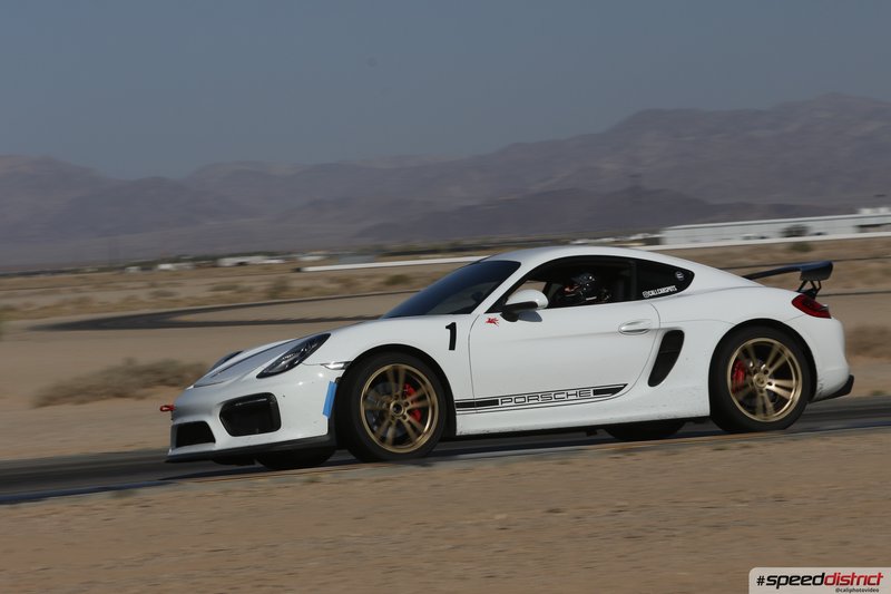 Porsche Cayman GT4