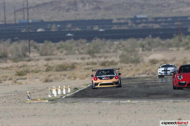 Porsche 911 GT3 Cup orange