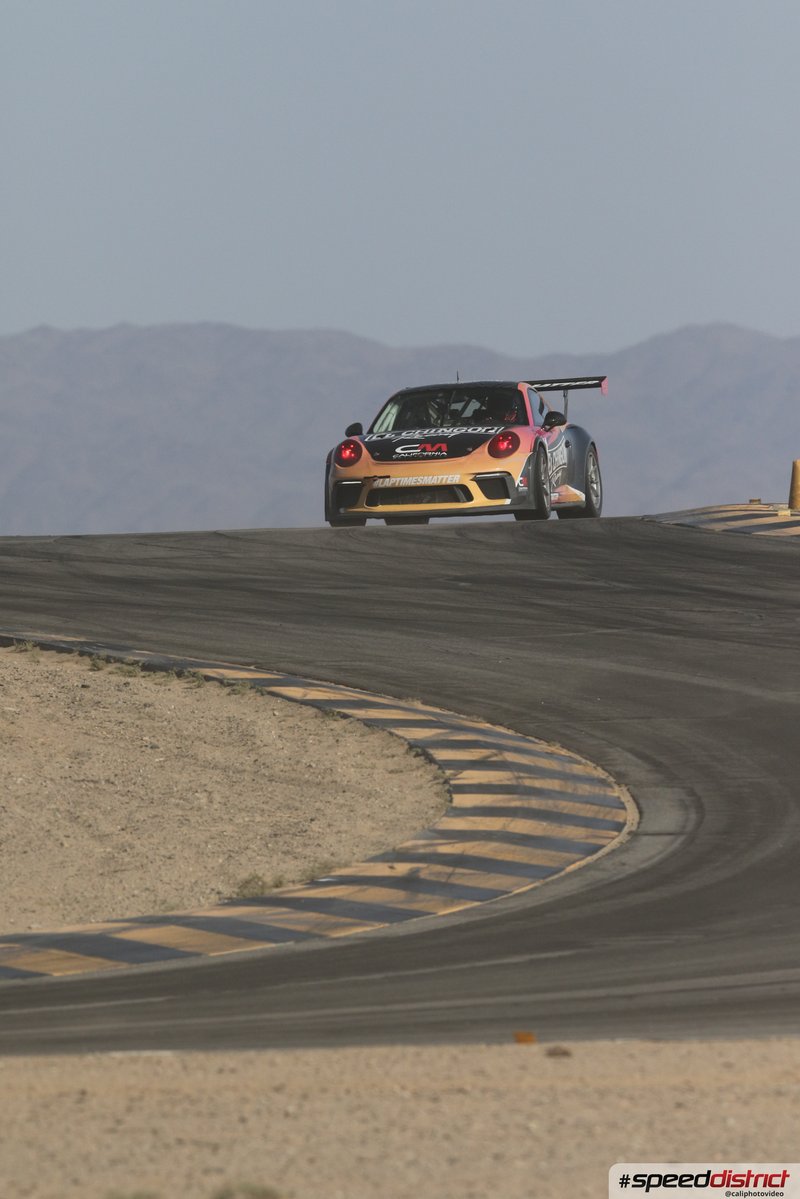 Porsche 911 GT3 Cup orange