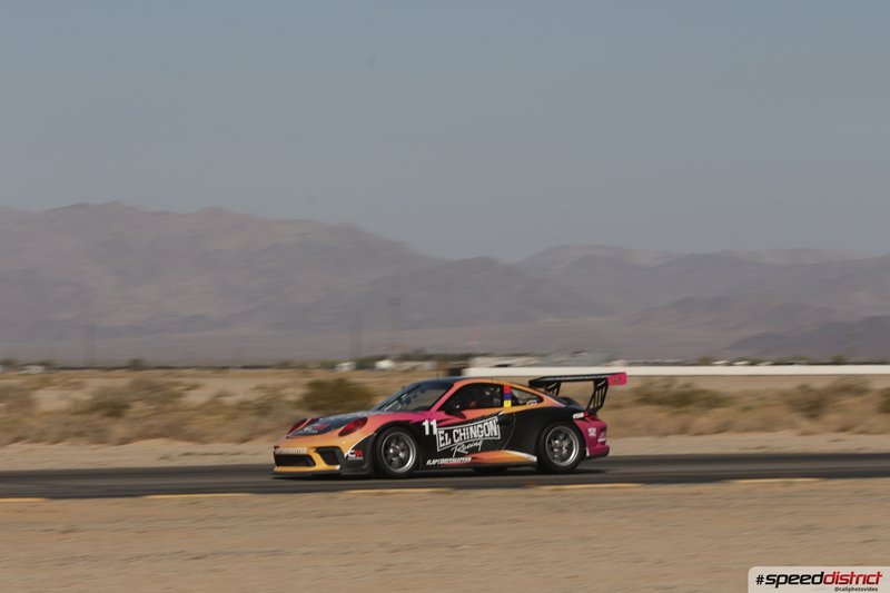 Porsche 911 GT3 Cup red