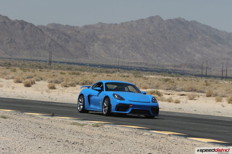 Porsche Cayman GT4